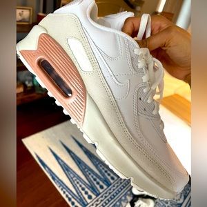 NIKE AIR MAX 90